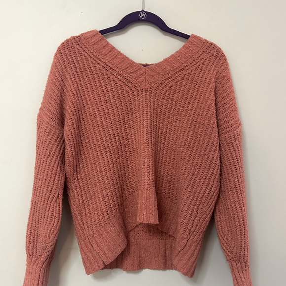 Sweater - Picture 1 of 2